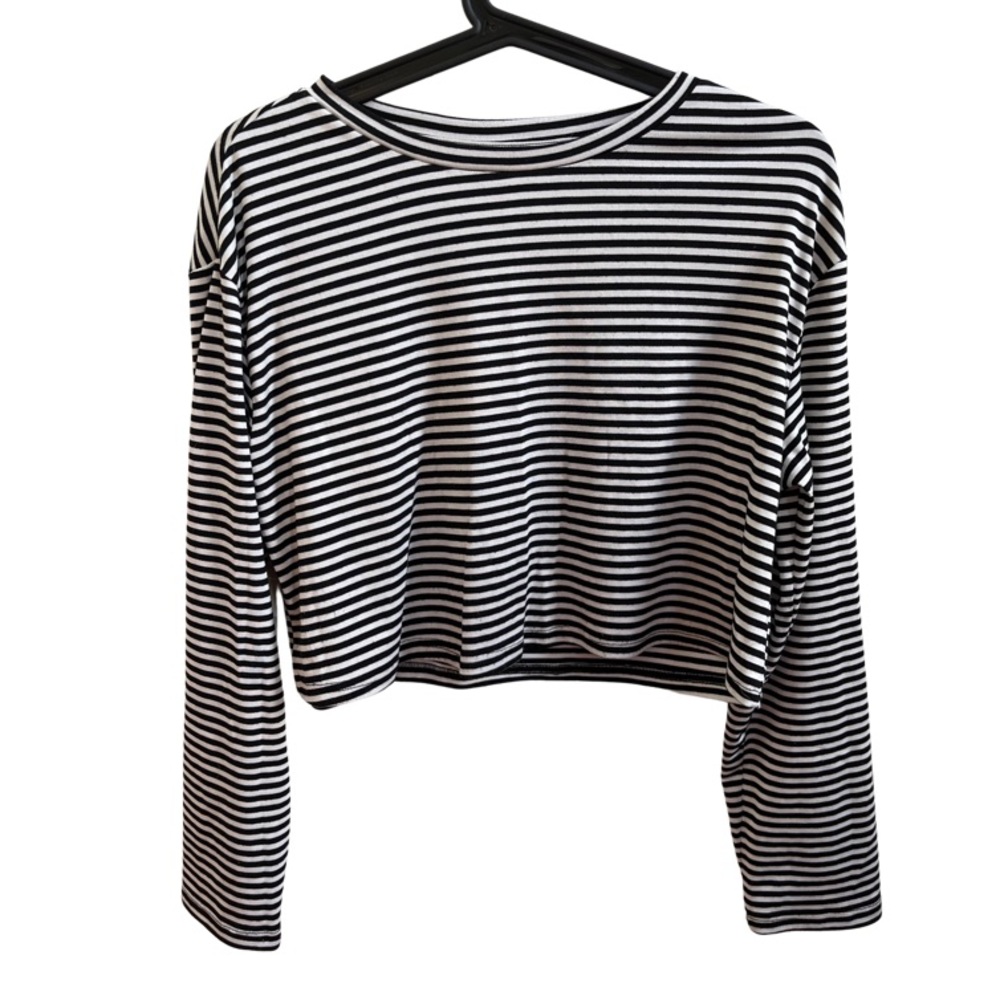 Cropped Striped Long Sleeve